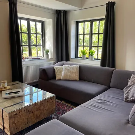 Weistraat, Heerlijke Vakantiewoning! Prachtig Gelegen In De Betuwe In Het Dorpje Tricht, Op Loopafstand De Linge Apartment *