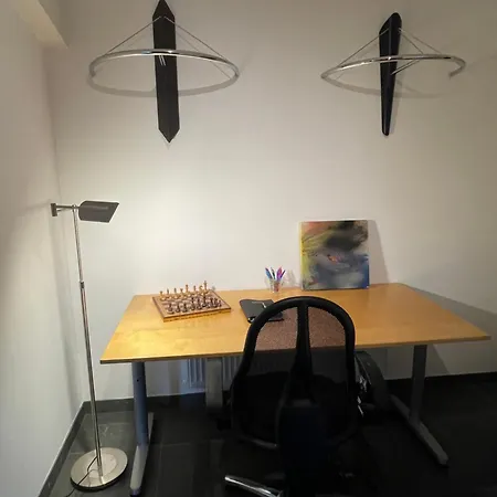 Weistraat, Heerlijke Vakantiewoning! Prachtig Gelegen In De Betuwe In Het Dorpje Tricht, Op Loopafstand De Linge *